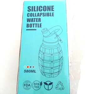 BNIB Collapsible Water Bottle (brand new)